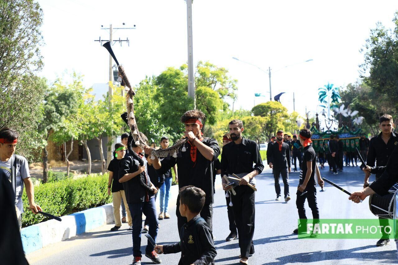 اختصاصی/ گزارش تصویری از مراسم تاسوعای حسینی در شهر علویجه اصفهان
