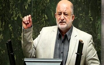 اقتصاد بدون نفت با جلوگیری از فرارهای مالیاتی امکان‌پذیر است