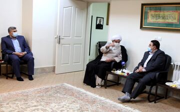 دیدار نوروزی استاندار و فرمانده مرزبانی با نماینده ولی فقیه و امام جمعه کرمانشاه