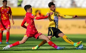 مدافع سپاهان منکر قرارداد با پرسپولیس شد!