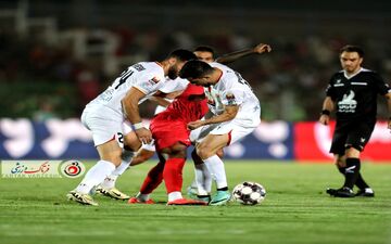 صفیری: قضاوت دیدار پرسپولیس و فولاد یکی از بهترین‌های هفته سوم بود