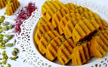 طرز تهیه حلوا نثار زعفرانی ارومیه؛ خوشمزه و سنتی