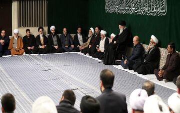 دومین شب مراسم عزاداری شهادت حضرت فاطمه زهرا سلام‌الله‌علیها با حضور رهبر معظم انقلاب برگزار شد