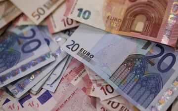 قیمت ارز صبح امروز در بازار آزاد تهران۷ خرداد ۱۴۰۲ | قیمت دلار 517,850 ریال است