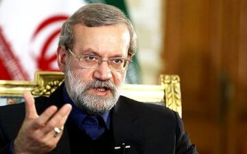  لاریجانی: آمریکا در منطق مسابقه تسلیحاتی به راه انداخته است 