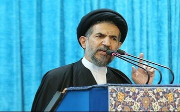 امام جمعه موقت تهران: ایران اسلامی به یک قدرت موشکی در منطقه و دنیا تبدیل شده است
