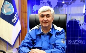 مدیرعامل ایران‌خودرو با دستور رئیس جمهور برکنار شد
