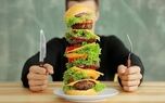 چرا کم‌خوابی میل به غذاهای پرکالری را افزایش می‌دهد؟