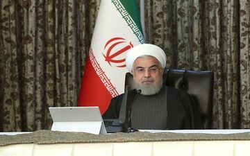 روحانی: امیدوارم با تداوم همراهی مردم شیوع ویروس کرونا سیر نزولی یابد

