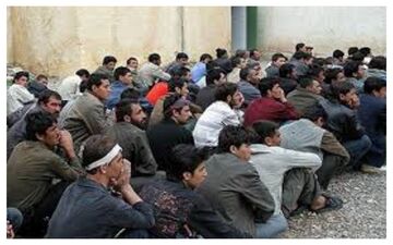 
 امسال چند نفر از اتباع بیگانه اخراج شدند؟ 
