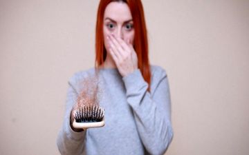 چند نسخه طبیعی برای توقف ریزش مو