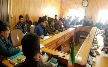 آموزش پیشگیری از بیماری‌های مشترک دام و انسان در شهرستان ثلاث باباجانی