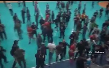 قمه کشی در لیگ برتر هندبال کشور! + فیلم