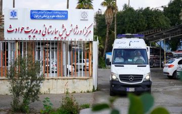 واژگونی نیسان در محور دزفول–شوشتر؛ ۱۱ نفر راهی بیمارستان شدند