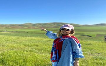 عسل پور بی‌آزار راهنمای برتر تورهای داخلی تهران شد