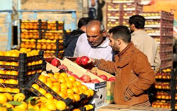  آغاز توزیع میوه شب عید از فردا