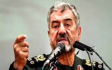 قدرت جمهوری اسلامی شکست‌ناپذیر است