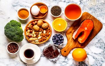 غذاهایی که دشمن موهای شماست