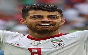 اظهارات مدافع تیم ملی درخصوص حرکت احساسی خود پس از بُرد عمان