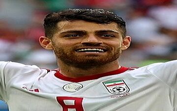 اظهارات مدافع تیم ملی درخصوص حرکت احساسی خود پس از بُرد عمان