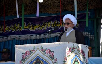 دفاع مقدس به مکتبی ماندگار برای ایستادگی در برابر زورگویان و مستکبران  تبدیل شده است

