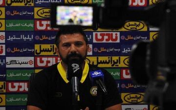 هشت تیم برای سقوط می جنگند که ماهم یکی از آن ها هستیم