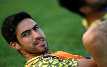  خسرو حیدری دو بازی استقلال را از دست داد