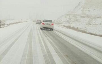 محورهای 3 شهرستان کرمانشاه لغزنده است