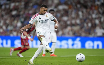 نگرانی رئال مادرید از مصدومیت مداوم زانوی چپ امباپه