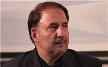 تعیین تکلیف شرکت‌هایی که با ارز دولتی کاغذ سفارش داده‌اند/ پلمپ انبارهای احتکار کاغذ روزنامه