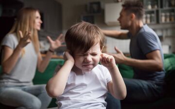 انجام این کارها برای والدین ممنوع است/ آسیب در کمین فرزندان