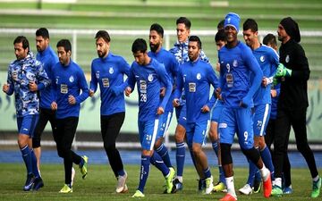 شکورزاده: استقلال می‌تواند قهرمان شود