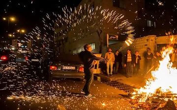 خط قرمزهای پلیس در چهارشنبه سوری؛ مسدودسازی خیابان ها و مزاحمت برای شهروندان/اعلام محدودیت فعالیت رستوران ها در ماه مبارک رمضان