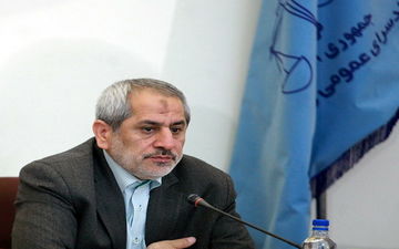 مجموع پول‌هایی که برداشته‌اند ۲۲ میلیون یورو و ۱۵ میلیون دلار است