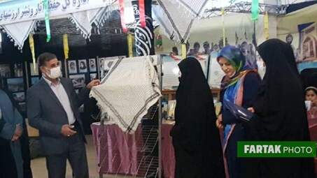 رو نمایی از نمایش‌‌نامه ساعت به وقت کرونا و کتاب گذرگاه