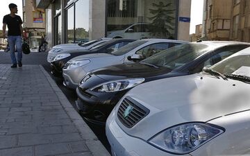 
قیمت خودرو‌ امروز 7 آبان/ تندر ۹۰ به ۶۴۵ میلیون تومان رسید