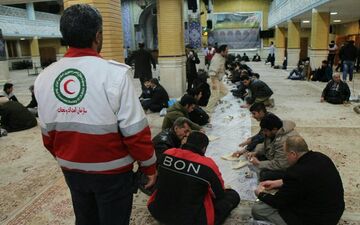 
بیش از ۱۰۰۰ مسافر درراه مانده اسکان داده شدند