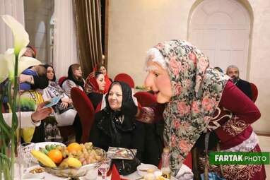 دورهمی شب یلدا کانون سخنوران و مجموعه رسانه های فرتاک 