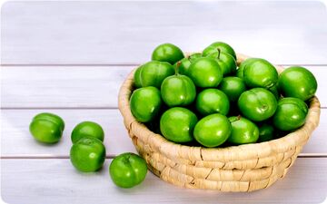 گوجه سبز برای چه کسانی مضر است؟