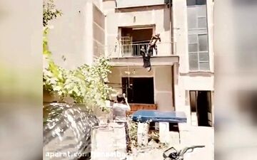 لحظه سقوط دختر بدلکار ایرانی از ساختمان+فیلم