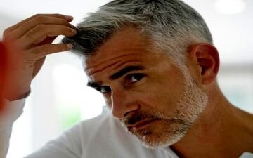 خوراکی های جادویی که روند سفید شدن مو را کند می‌کنند!