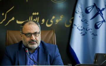 متخلفان چهارشنبه سوری تا پایان تعطیلات عید در بازداشت بسر خواهند برد 
