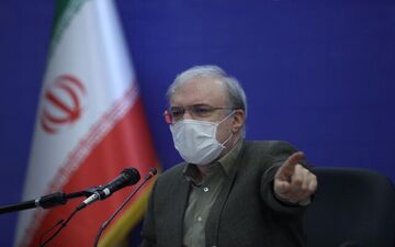 نمکی: به عنوان وزیر بهداشت به تنهایی نمی توانم این وضعیت را جمع کنم
