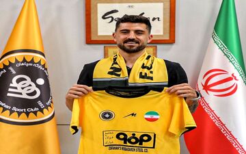 قاتل پرسپولیس به سپاهان پیوست+عکس