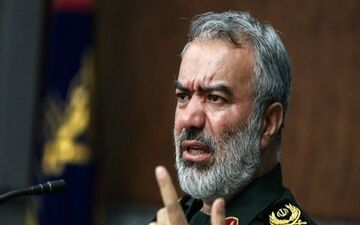 سردار فدوی: آمریکایی‌ها در برابر نیروی دریایی سپاه مغلوب محض بوده‌اند