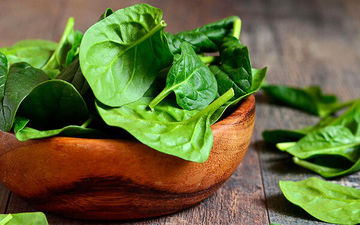 این سبزی برای کم‌خونی معجزه می‌‎کند