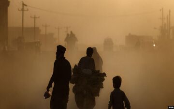 آلودگی هوا باعث تعطیلی مدارس سه شهر خوزستان در روز دوشنبه شد
