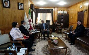 افزایش اتوبوس و نوسازی تاکسی‌ها اولویت مدیریت شهری کرمانشاه است