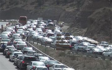 ترافیکی سنگین در مسیر بازگشت زائران اربعین