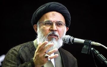 آیت‌الله میرباقری: مراسم اربعین حسینی با انقلاب اسلامی به جوشش عجیبی رسیده است